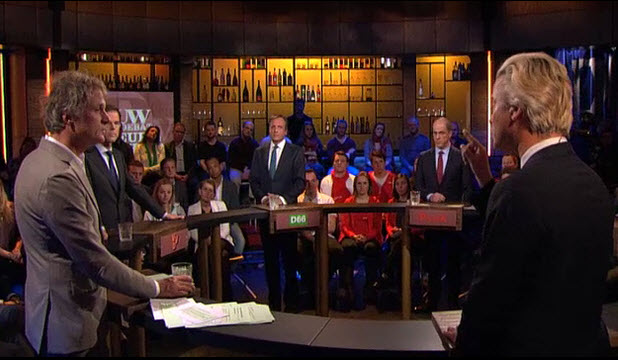 Goed ingestudeerde toneelstukjes tijdens 'Pauw'-debat.