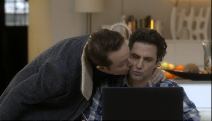 Kirk (l) en Morten in de zondagavondserie 'Familie Kruys'.