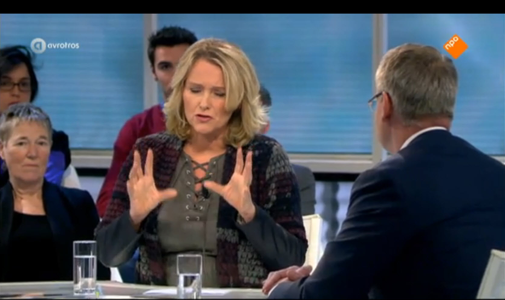 Antoinette Hertsenberg: vlijmscherp en betrokken.